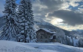 Cherz Romantic House
